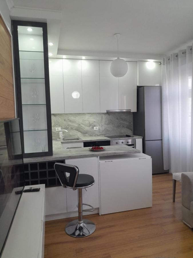 City Center Apartment Niko 04 Τίρανα Εξωτερικό φωτογραφία