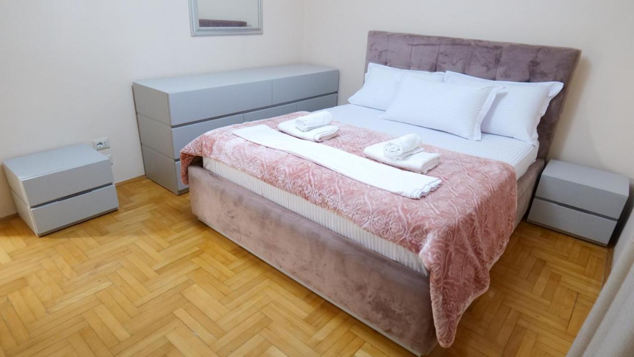 City Center Apartment Niko 04 Τίρανα Εξωτερικό φωτογραφία